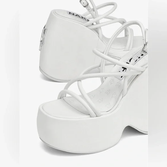 Naked Wolfe Mystery White Platform Wedges NEVER WORN - Picture 5 of 6